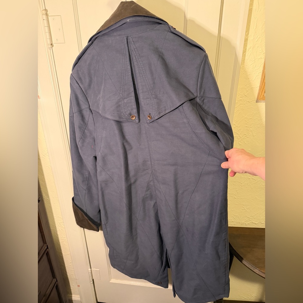 Assassin’s Creed outerwear everyday coat - Picture 2 of 9